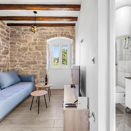 Apartment House Anadora With Pool -
