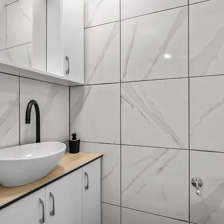 House Anadora With Pool - *