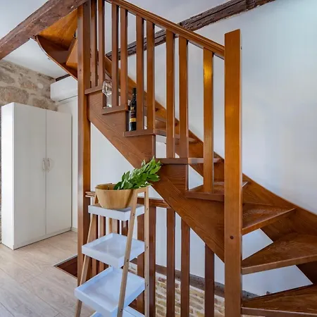 아파트 House Anadora With Pool -