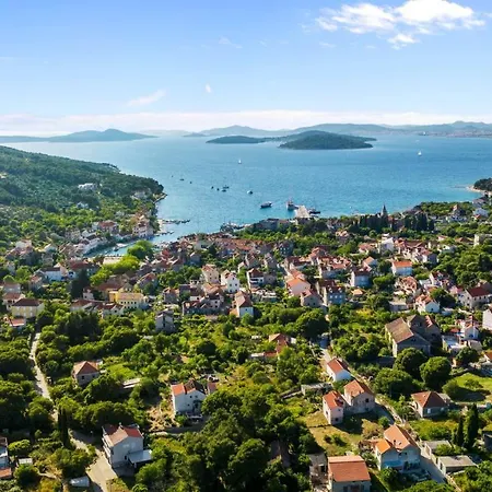 아파트 House Anadora With Pool -