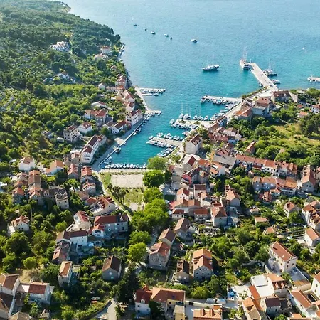 House Anadora With Pool - * 즐라린