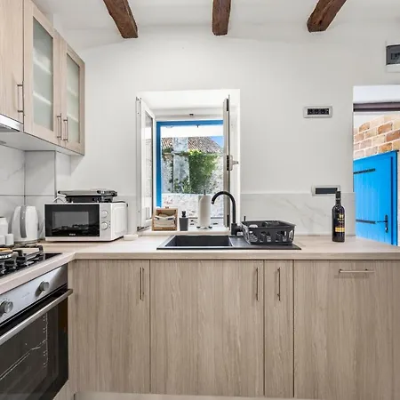 Apartment House Anadora With Pool - *