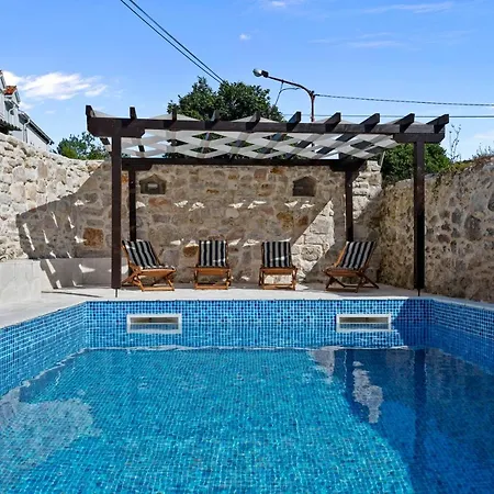 House Anadora With Pool - * 즐라린