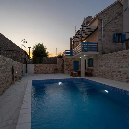 House Anadora With Pool - * Zlarin