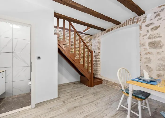 Apartment House Anadora With Pool -