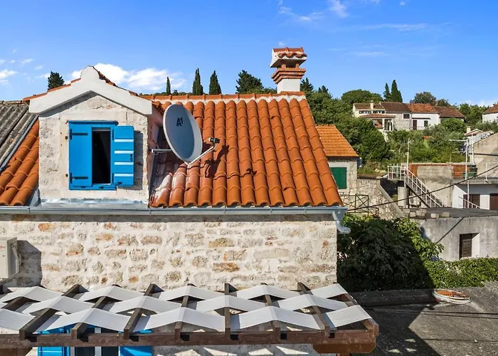 דירה House Anadora With Pool - *