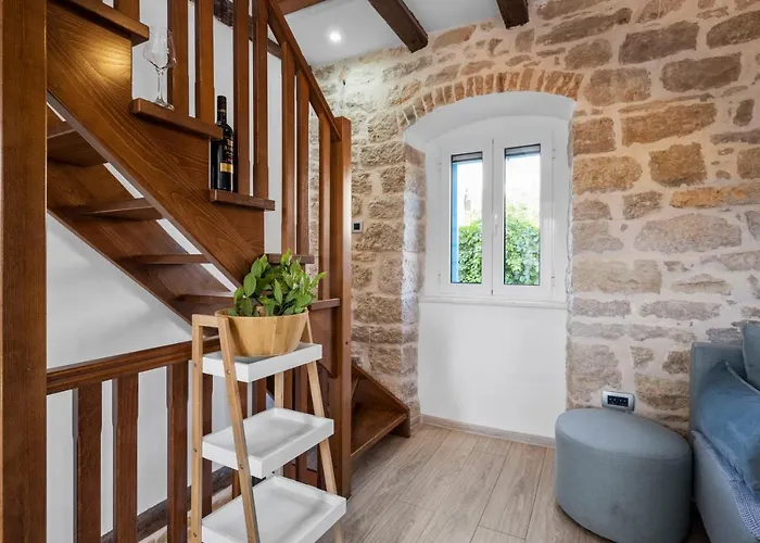 Apartment House Anadora With Pool - Zlarin