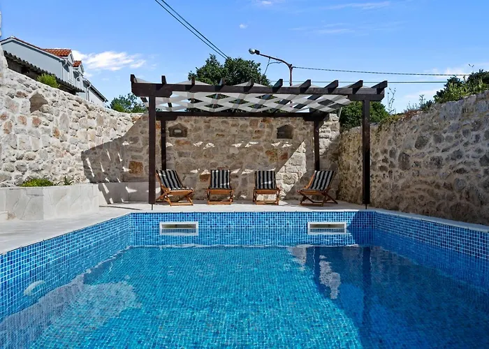 House Anadora With Pool - * Zlarin